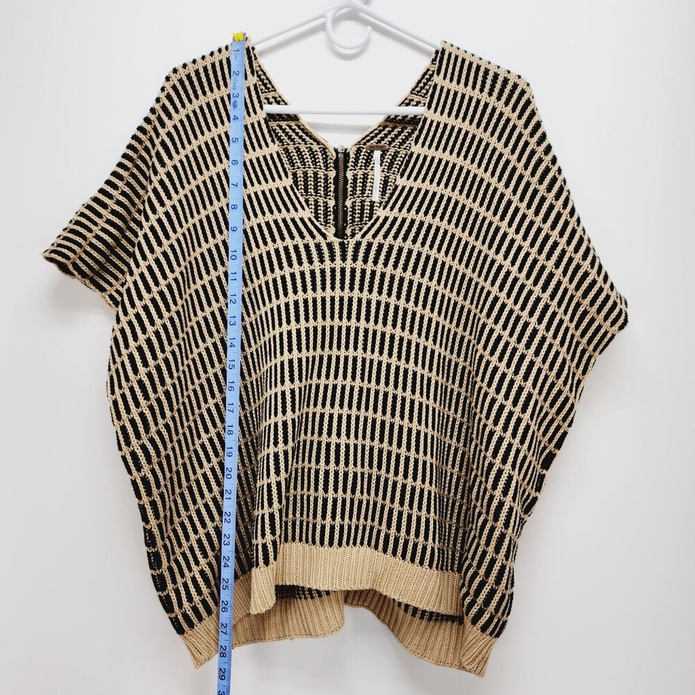Free People Poncho Sweater Womens V -Neck Knit zipper back Black & Beige S/P - Picture 6 of 13